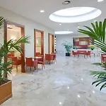 מלון Western Park פיאצ'נצה
