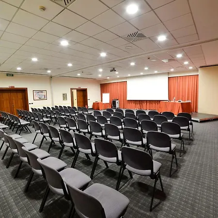 Western Park فندق