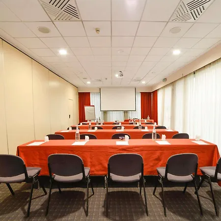 Western Park 4* بياتشينسا