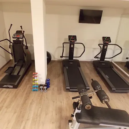 فندق Western Park بياتشينسا