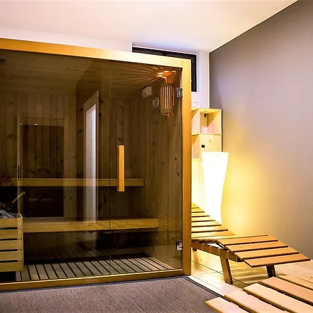 Western Park بياتشينسا