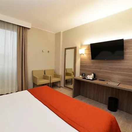 Western Park Hotel 4*