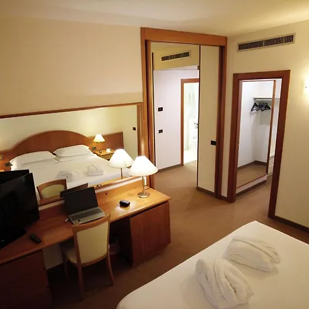 Hotel Western Park Plaisance