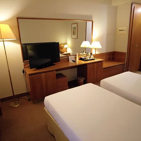 Western Park 4*