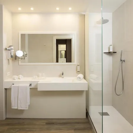Western Park 4* Plasencia