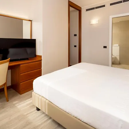 Western Park Hotel