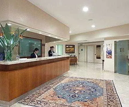 Western Park بياتشينسا