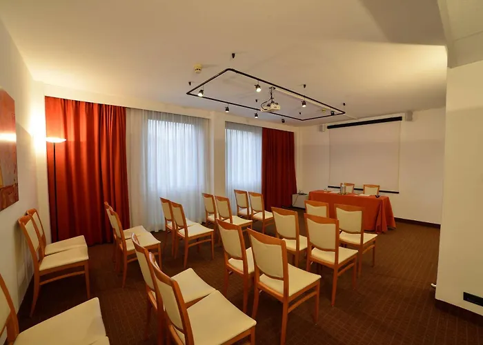 Western Park Otel Piacenza