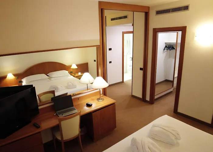 Hotel Western Park Piacenza